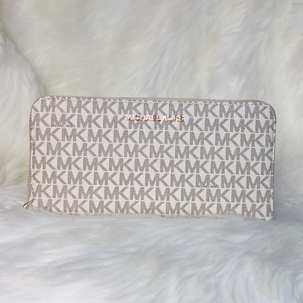 Michael Kors Jet Set Travel Large Leather Wallet - Picture 1 of 8